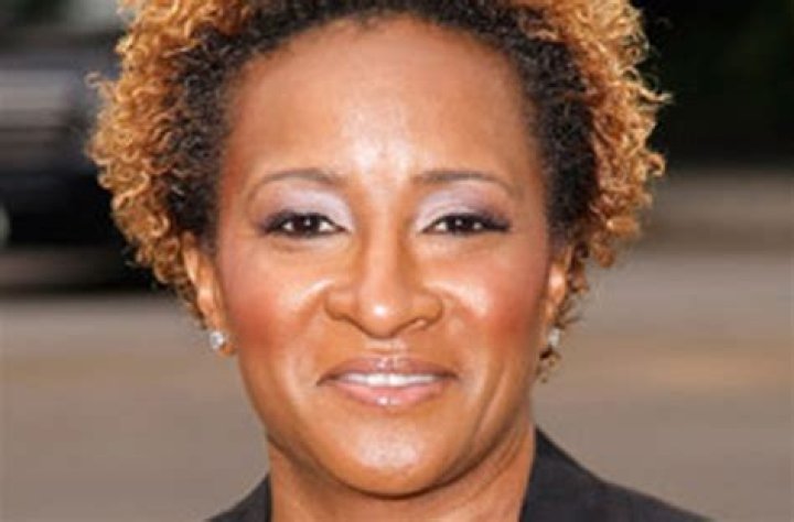 Wanda Sykes Net Worth ,Salary, Early life ,Career, Personal Life, Awards and Nominations